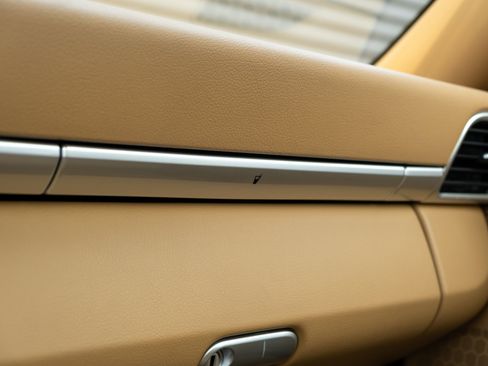 Used 2009 Porsche 911 Carrera S image 27