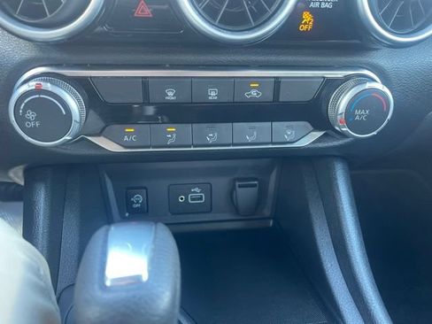 Used 2024 Nissan Sentra S FWD image 15