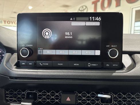Used 2024 Honda Accord EX image 17