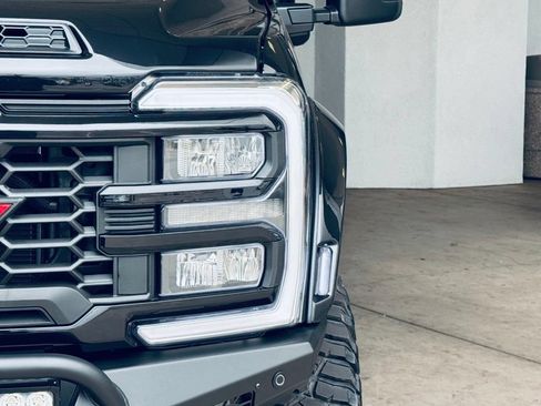 New 2026 Ford F250 Lariat w/ Black Appearance Package AWD/4WD image 8