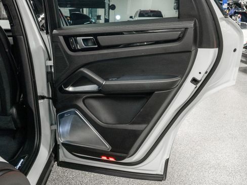 Used 2023 Porsche Cayenne Turbo GT image 40