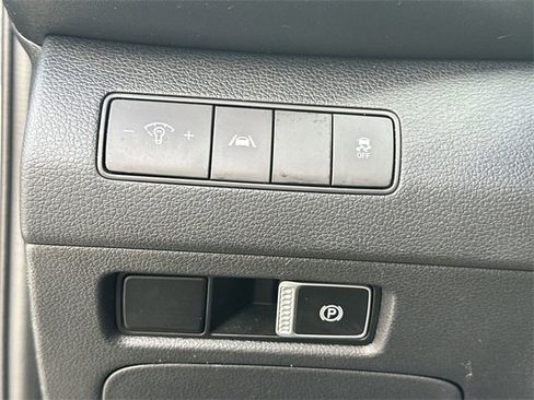 Used 2023 Hyundai Santa Fe SE image 20