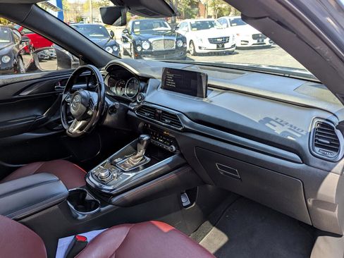 Used 2023 MAZDA CX-9 Carbon Edition image 32