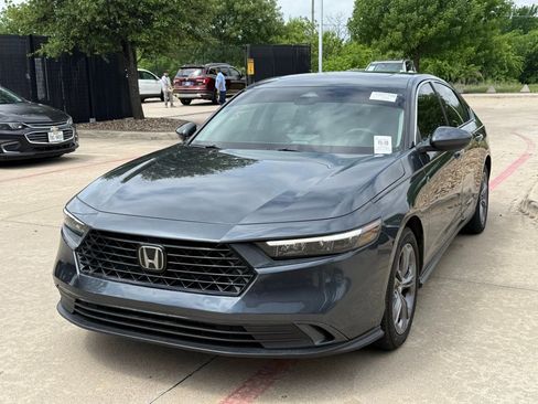 Used 2024 Honda Accord EX image 1