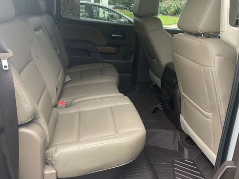 Used 2018 GMC Sierra 1500 SLT w/ SLT Premium Package AWD/4WD image 6