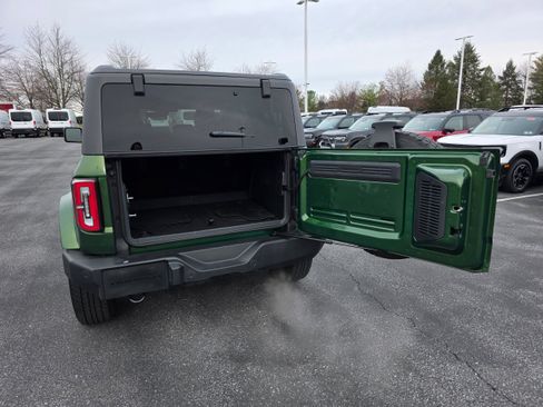 Used 2025 Ford Bronco Outer Banks image 9