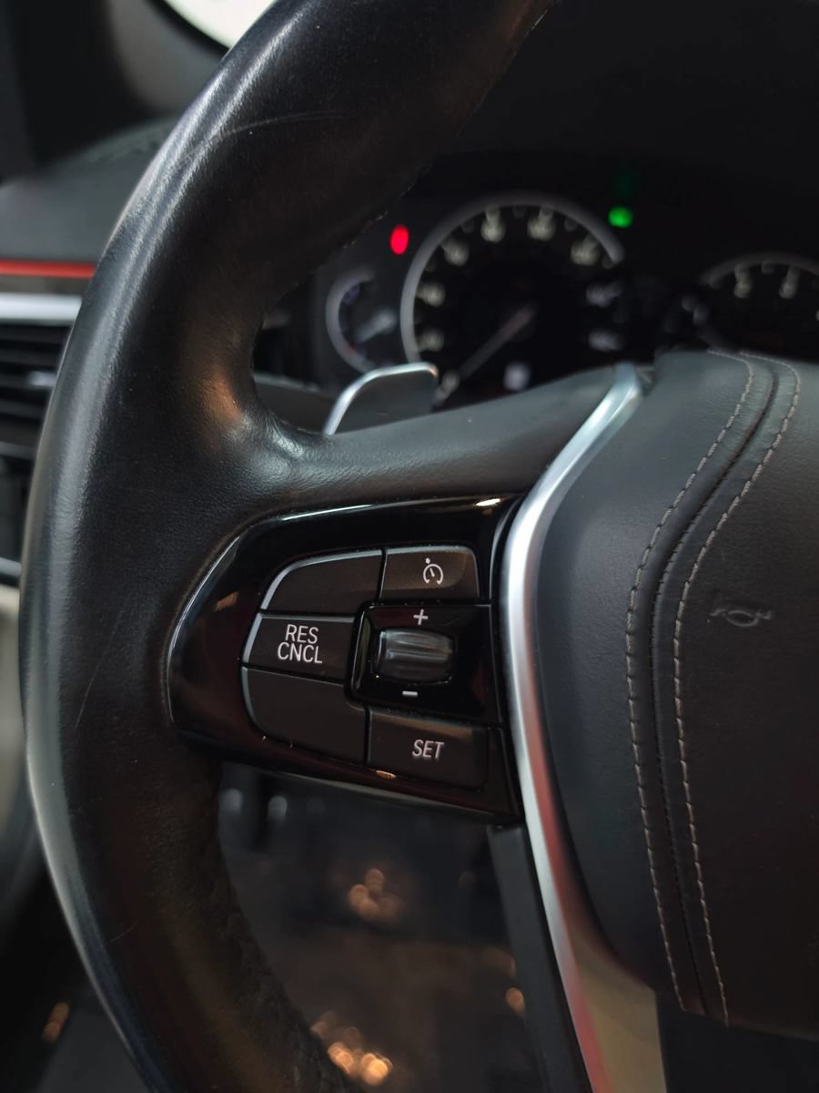 Used 2018 BMW 540i RWD image 32