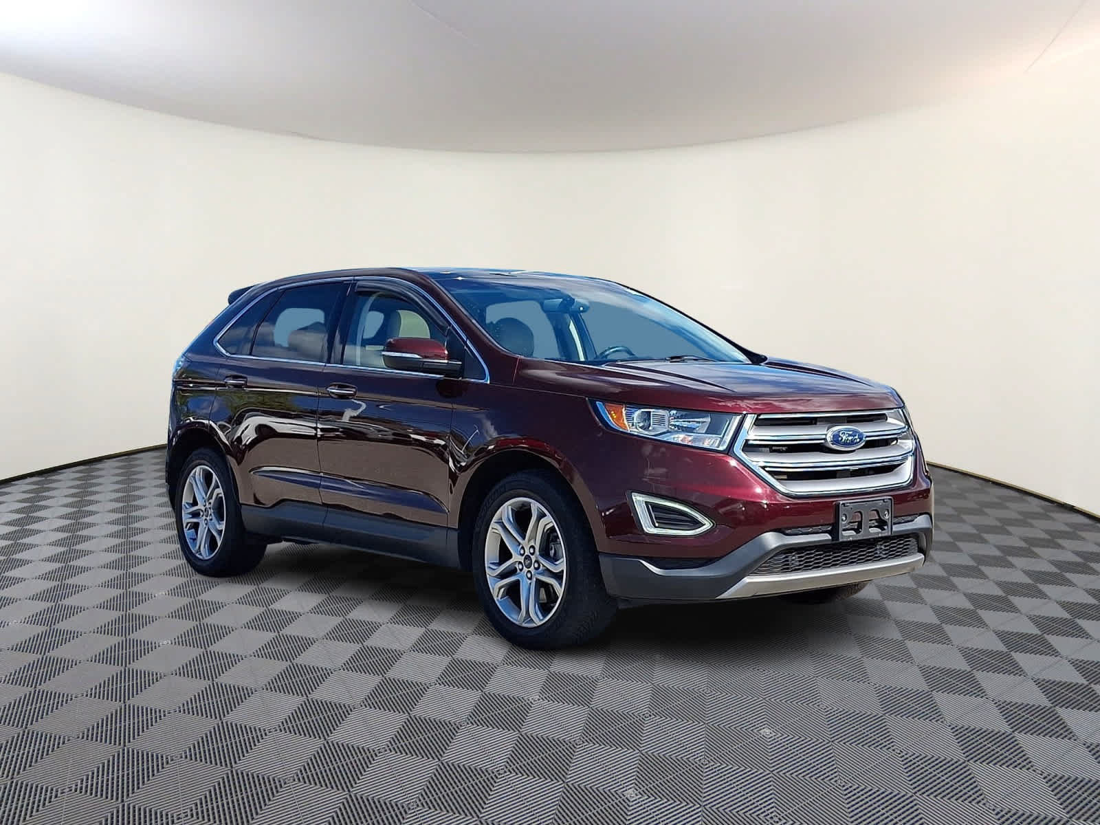Used 2018 Ford Edge Titanium w/ Equipment Group 301A AWD/4WD image 1