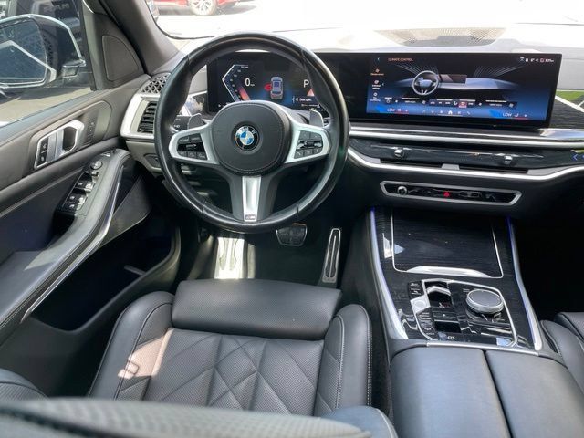 Certified 2024 BMW X5 xDrive40i w/ M Sport Package AWD/4WD image 9