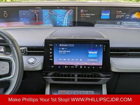 Used 2025 Lincoln Nautilus Reserve AWD/4WD image 17