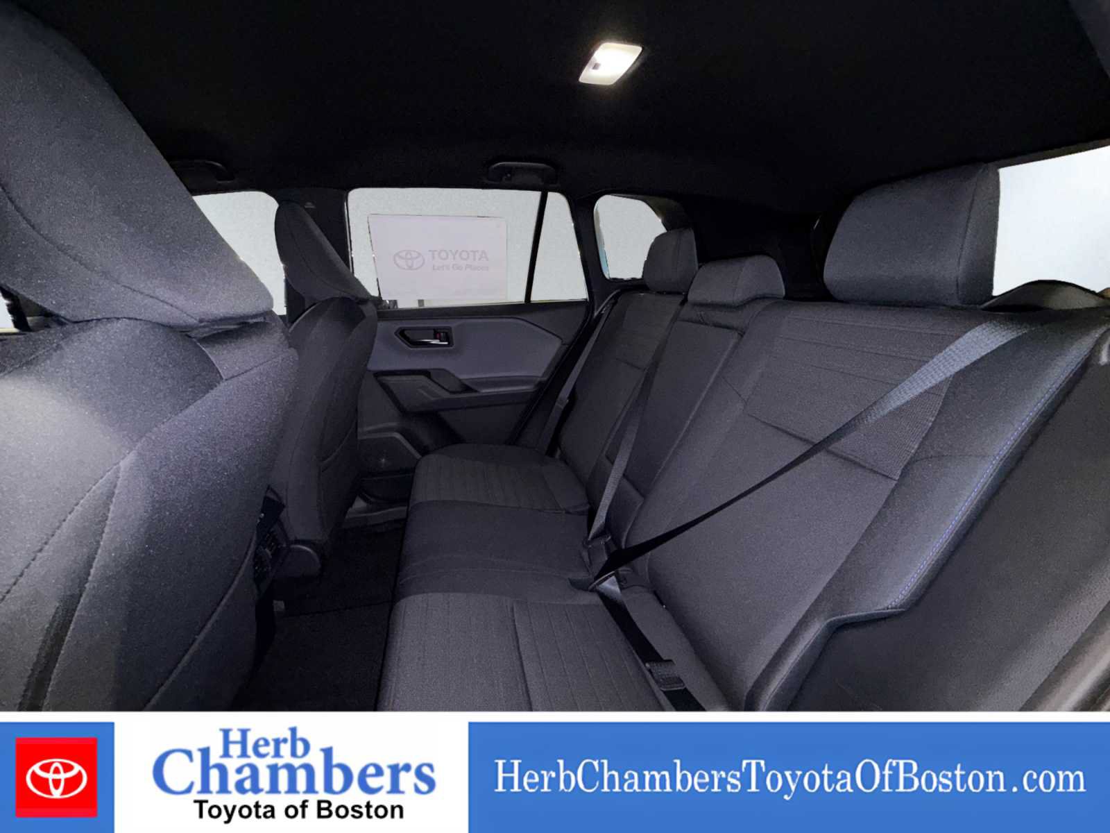 Used 2026 Toyota RAV4 SE w/ Convenience Package AWD/4WD image 16