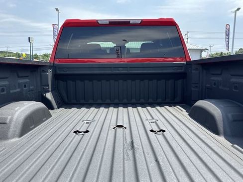 Used 2025 GMC Sierra 2500 Pro AWD/4WD image 10