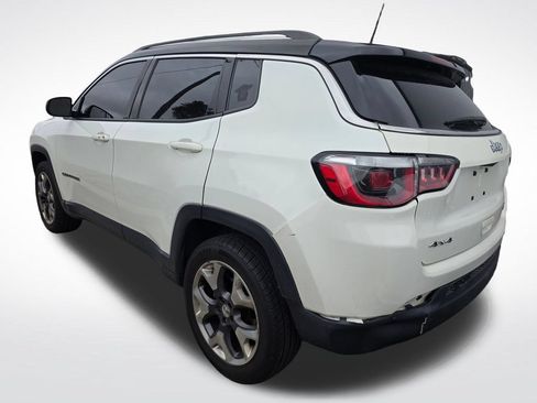 Used 2018 Jeep Compass Limited AWD/4WD image 5