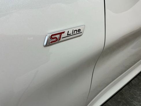 Used 2024 Ford Explorer ST-Line w/ Class IV Trailer Tow Package image 8