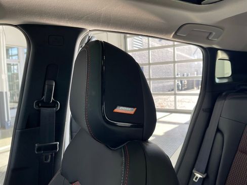 New 2026 Nissan Kicks SR w/ SR Premium Package image 13