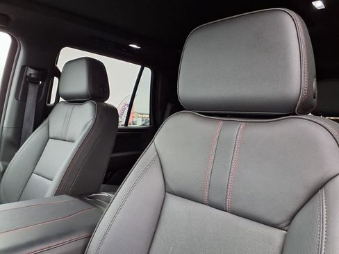 Used 2025 Chevrolet Tahoe RST w/ Comfort Package image 17