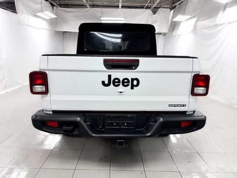 Used 2020 Jeep Gladiator Sport w/ Quick Order Package 24S image 4