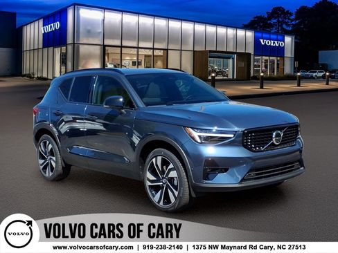 New 2026 Volvo XC40 B5 Ultra w/ Protection Package Premier AWD/4WD image 1