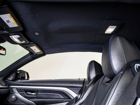 Used 2019 BMW 440i xDrive Convertible w/ M Sport Package image 17