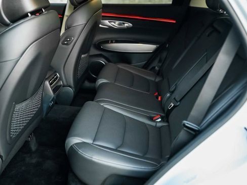 New 2026 Genesis GV70 2.5T Select image 9