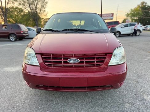 Used 2004 Ford Freestar SE image 2