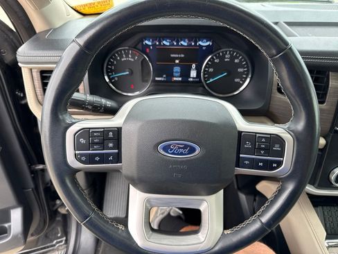 Used 2024 Ford Expedition Limited RWD image 23
