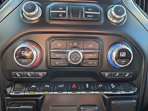 Used 2021 GMC Sierra 1500 Denali w/ Driver Alert Package II AWD/4WD image 29