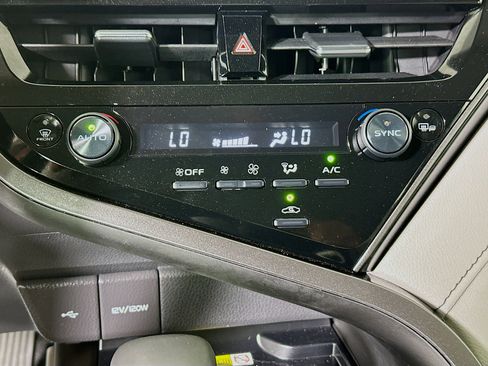 Certified 2023 Toyota Camry XLE image 23