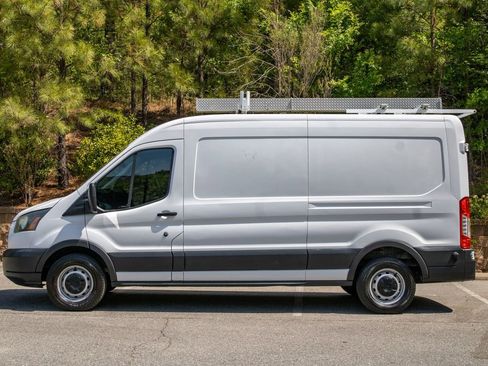 Used 2017 Ford Transit 250 148 Medium Roof image 9