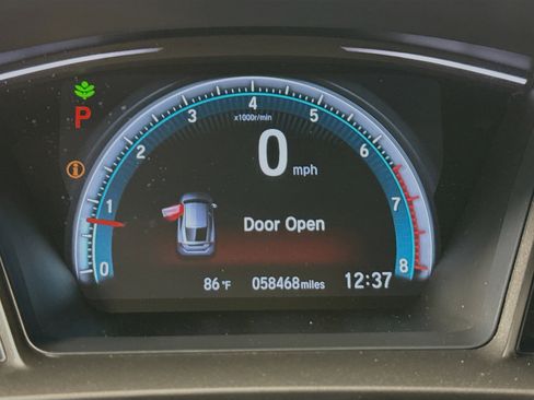 Used 2018 Honda Civic EX image 13
