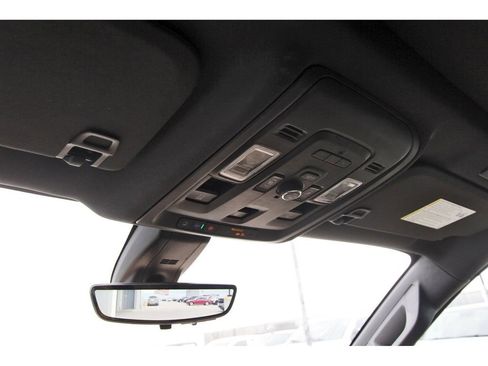 Used 2021 Chevrolet Suburban Premier w/ Premium Package image 11