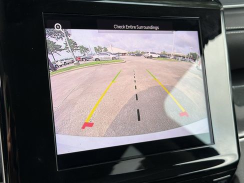 Used 2023 Jeep Grand Cherokee Laredo w/ Luxury Tech Group I AWD/4WD image 18
