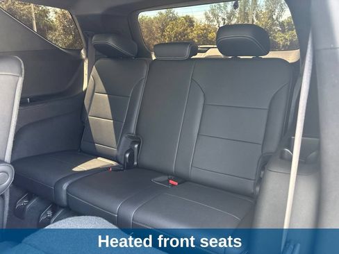 Used 2025 Chevrolet Traverse LT w/ Driver Confidence Package FWD image 23