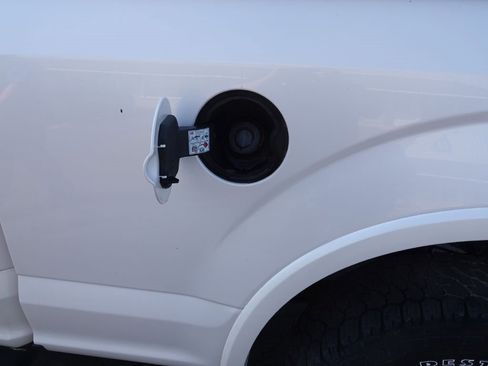 Used 2018 Ford F150 Lariat image 26