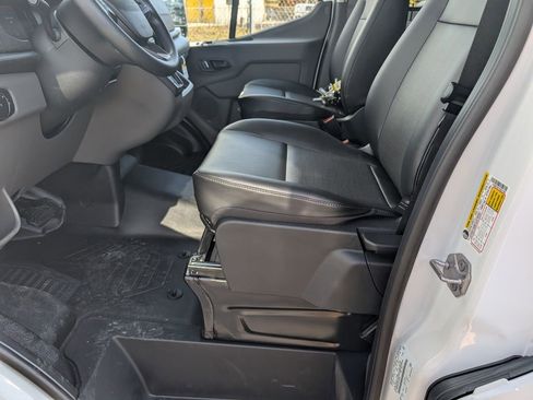 New 2026 Ford Transit 250 148 Medium Roof w/ Load Area Protection Package image 9