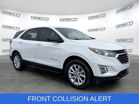 Used 2021 Chevrolet Equinox LS w/ LS Convenience Package FWD image 1
