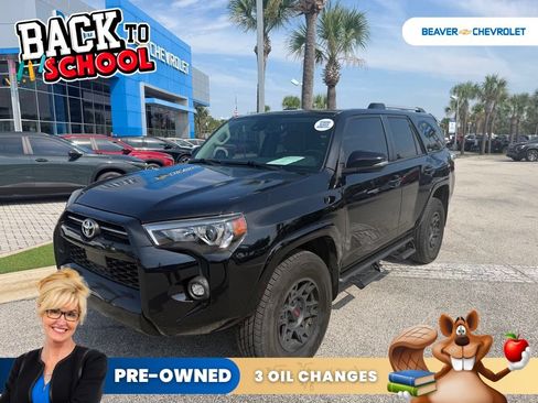 Used 2021 Toyota 4Runner SR5 Premium w/ Moonroof Package AWD/4WD image 1