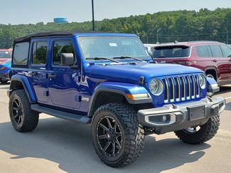 Used 2018 Jeep Wrangler Unlimited Sahara AWD/4WD video 1
