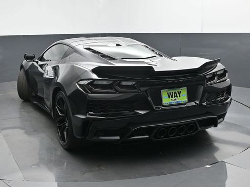 Used 2023 Chevrolet Corvette Z06 w/ Engine Appearance Package RWD image 4