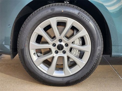 New 2026 Land Rover Range Rover Sport Dynamic SE image 7