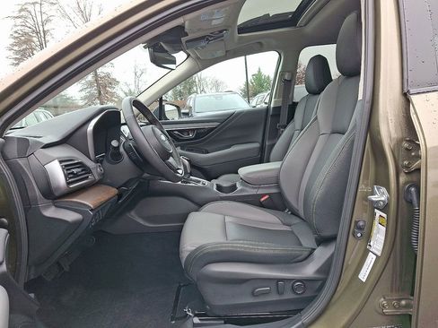 Certified 2025 Subaru Outback Onyx Edition image 12