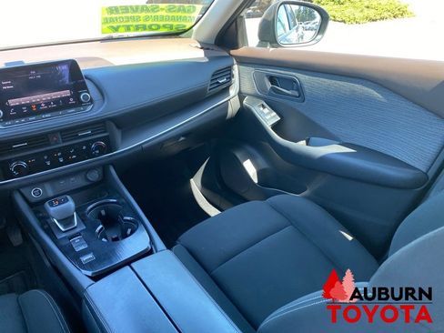 Used 2023 Nissan Rogue S FWD image 22