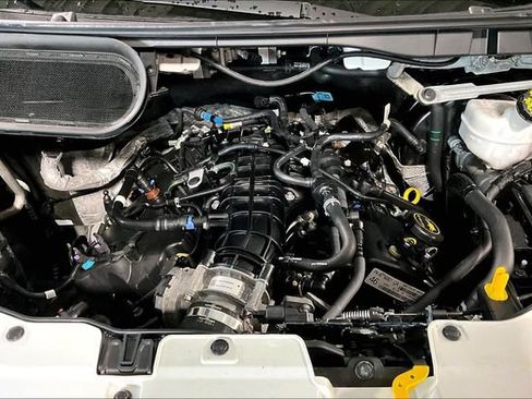 Used 2015 Ford Transit 150 XL RWD image 9