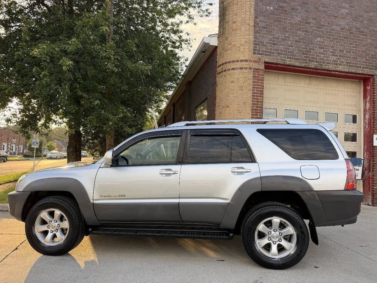 Used 2003 Toyota 4Runner Sport AWD/4WD image 14