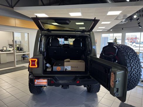 New 2025 Jeep Wrangler Unlimited Rubicon 392 image 7