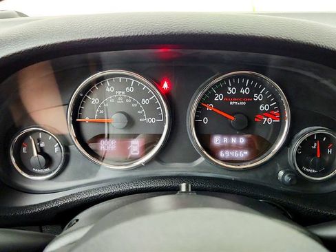 Used 2016 Jeep Wrangler Unlimited Rubicon AWD/4WD image 14