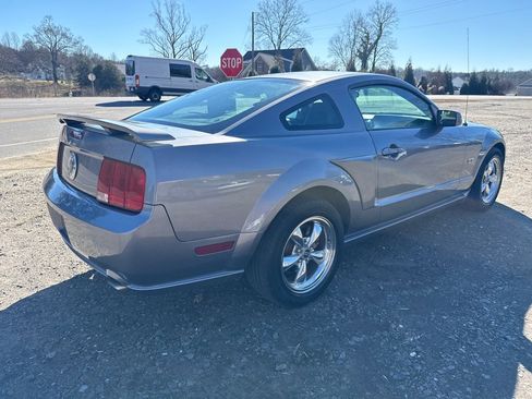Used 2006 Ford Mustang GT image 6