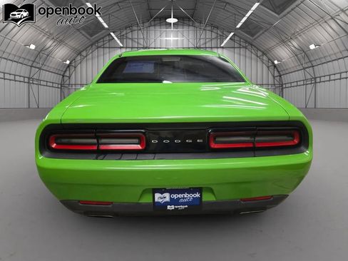 Used 2017 Dodge Challenger SXT RWD image 6