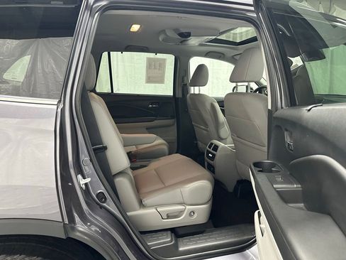 Used 2022 Honda Pilot Touring image 54