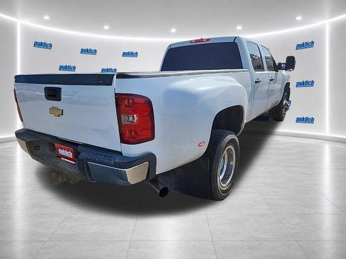 Used 2011 Chevrolet Silverado 3500 W/T AWD/4WD image 7
